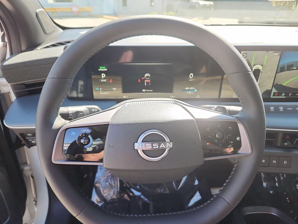 2026 Everest White Pearl Tricoat Nissan LEAF SV+ FWD SUV
