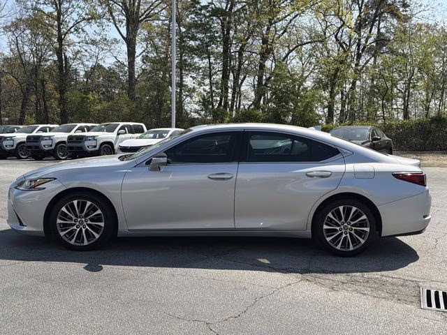 2019 Silver Lexus ES 350 FWD Sedan