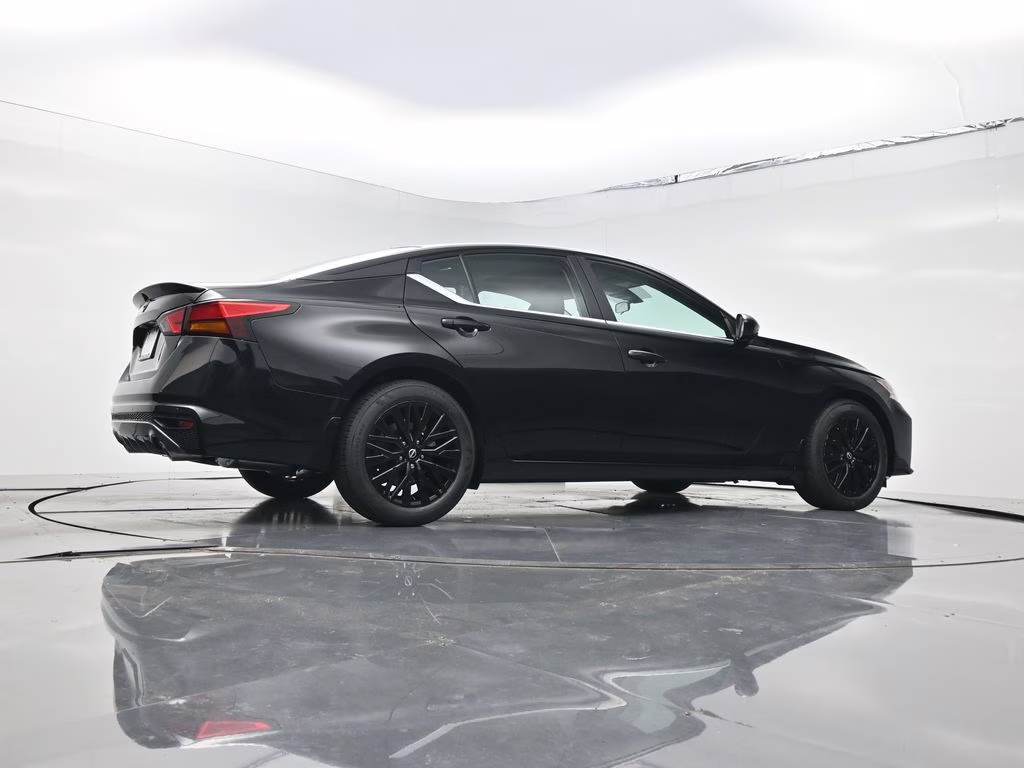 2026 Super Black Clearcoat Nissan Altima 2.5 SV FWD Sedan