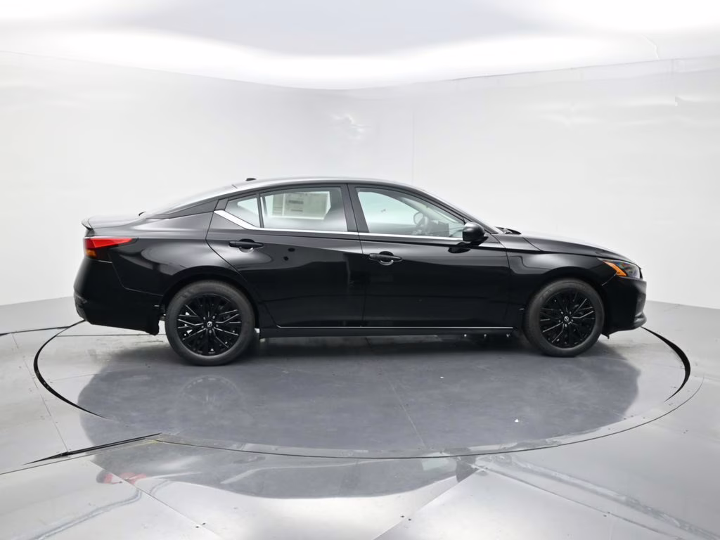 2026 Super Black Clearcoat Nissan Altima 2.5 SV FWD Sedan