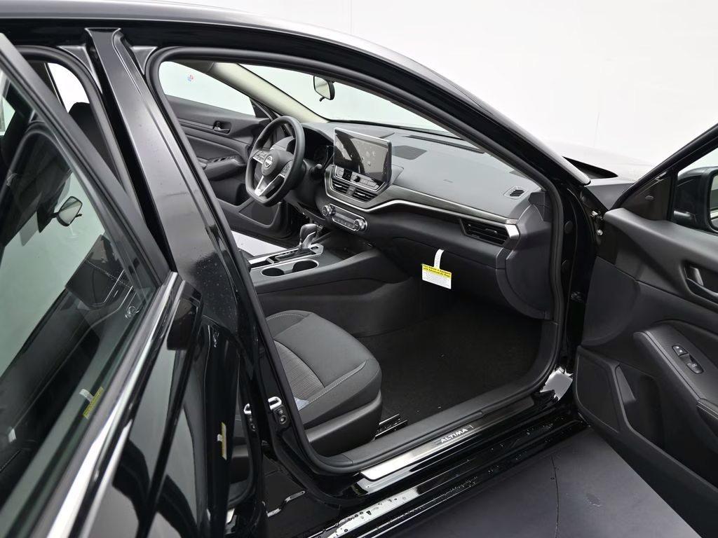 2026 Super Black Clearcoat Nissan Altima 2.5 SV FWD Sedan