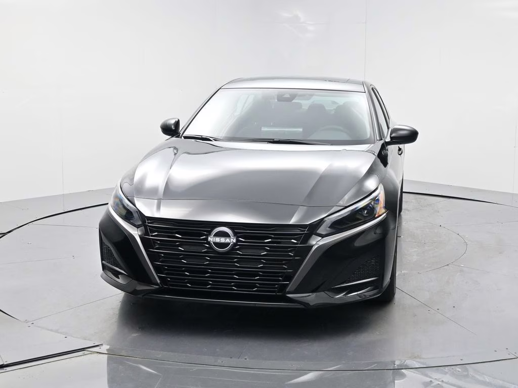 2026 Super Black Clearcoat Nissan Altima 2.5 SV FWD Sedan