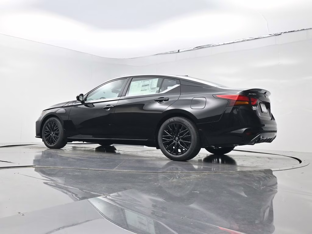 2026 Super Black Clearcoat Nissan Altima 2.5 SV FWD Sedan