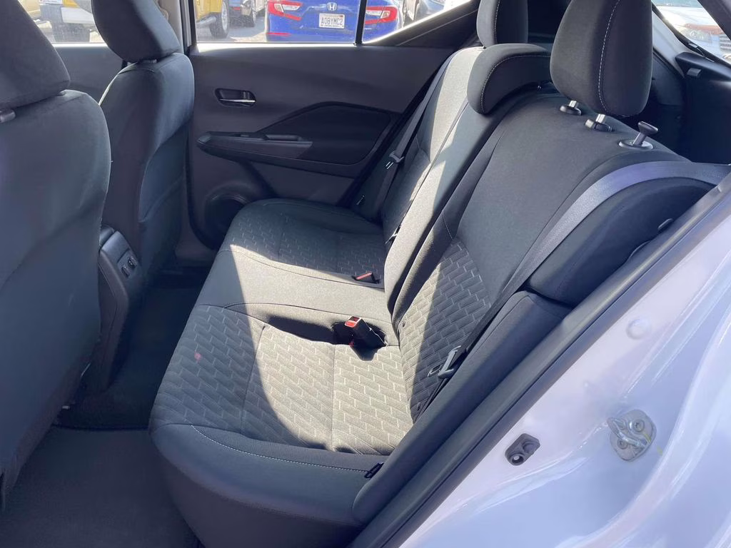 2024 Aspen White/Super Black Nissan Kicks SV FWD SUV