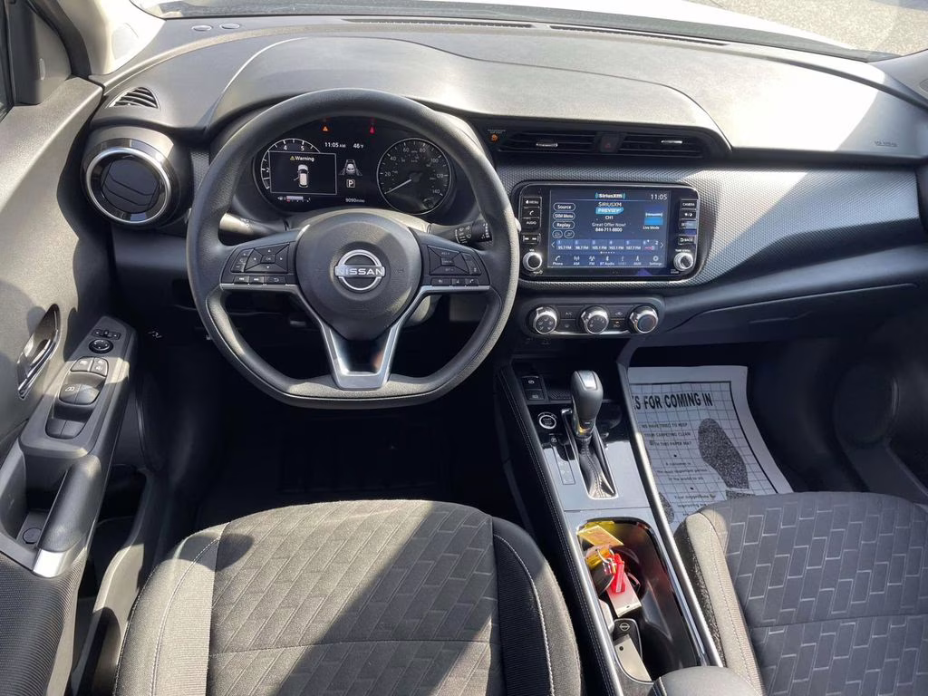 2024 Aspen White/Super Black Nissan Kicks SV FWD SUV