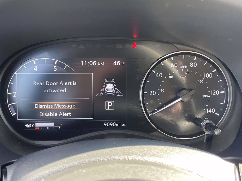 2024 Aspen White/Super Black Nissan Kicks SV FWD SUV