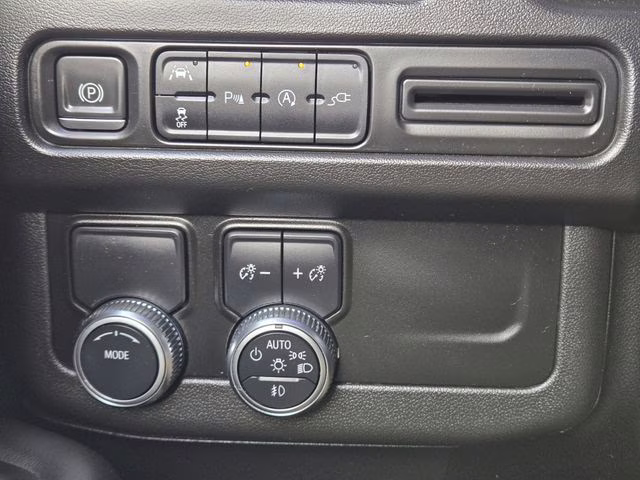 2021 Satin Steel Metallic GMC Yukon SLT RWD SUV