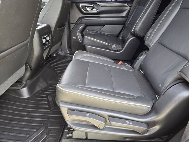 2021 Satin Steel Metallic GMC Yukon SLT RWD SUV