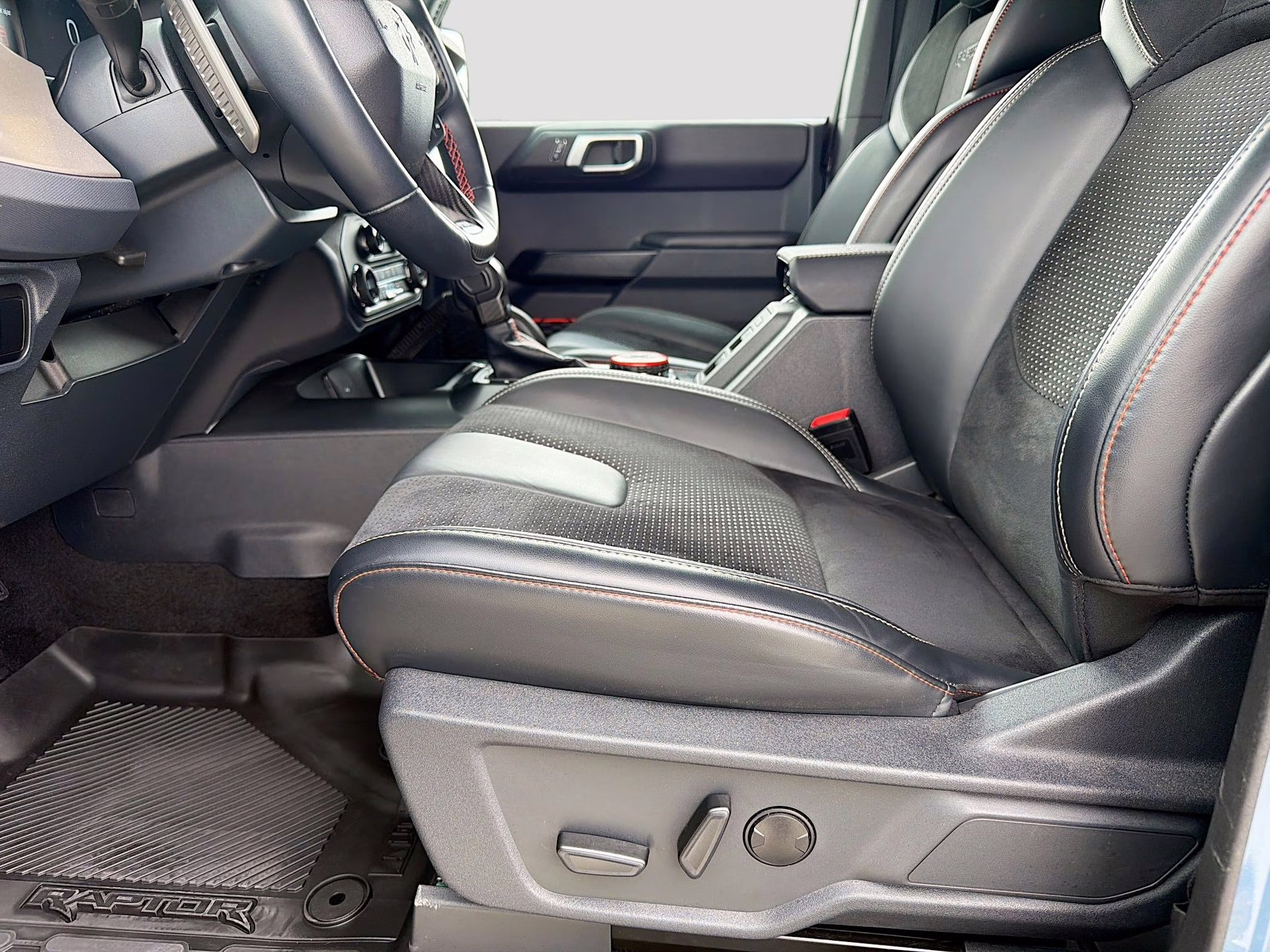 2024 Azure Gray Metallic Tri-Coat Ford Bronco Raptor 4X4 SUV