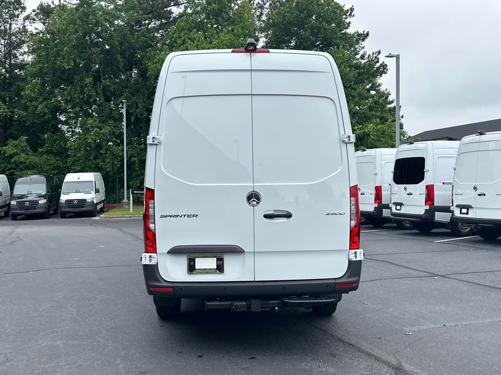 2026 Arctic Mercedes-Benz Sprinter 2500 Cargo 170 WB RWD Van