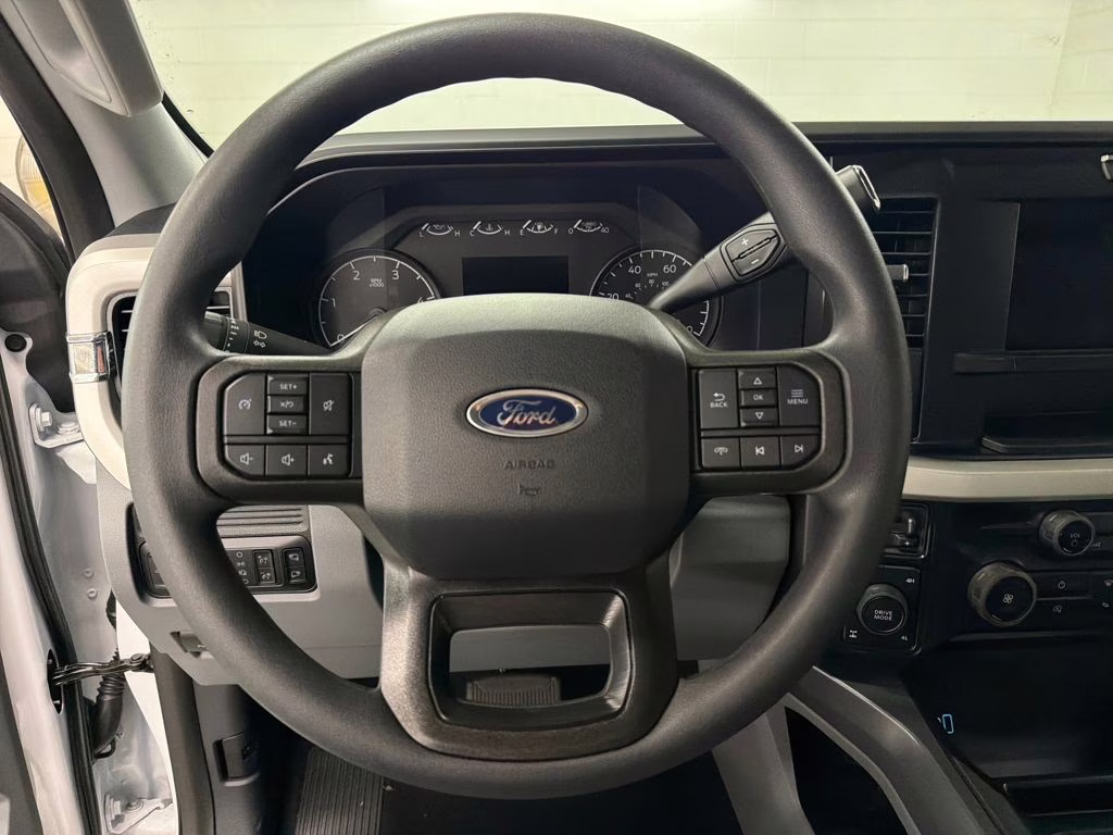 2026 OXFORD WHITE Ford Super Duty F-250 SRW XLT 4X4 Truck