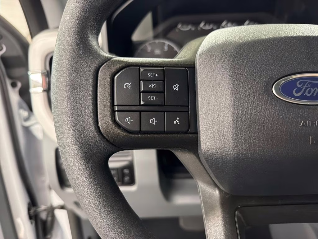 2026 OXFORD WHITE Ford Super Duty F-250 SRW XLT 4X4 Truck