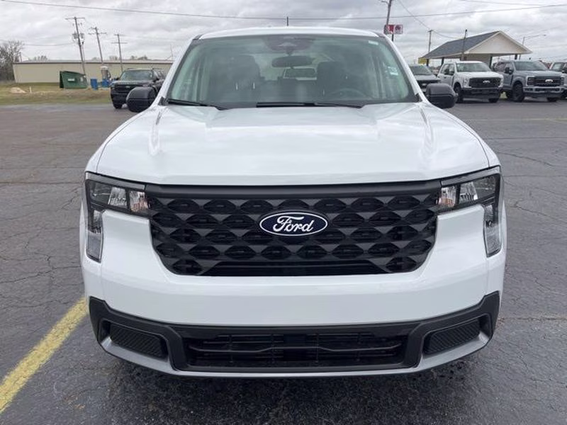 2026 Oxford White Ford Maverick XLT AWD Truck