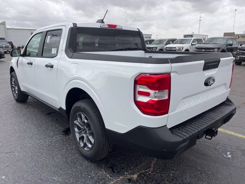 2026 Oxford White Ford Maverick XLT AWD Truck