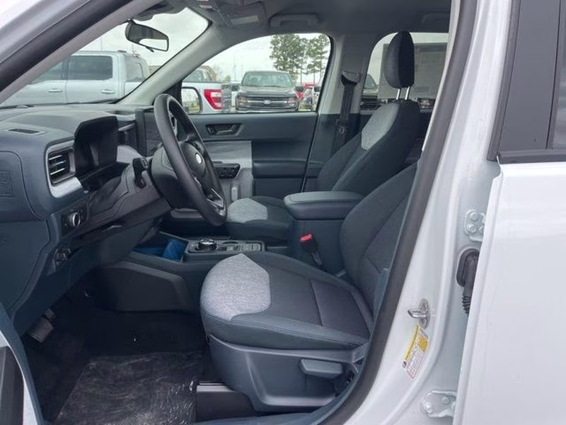 2026 Oxford White Ford Maverick XLT AWD Truck