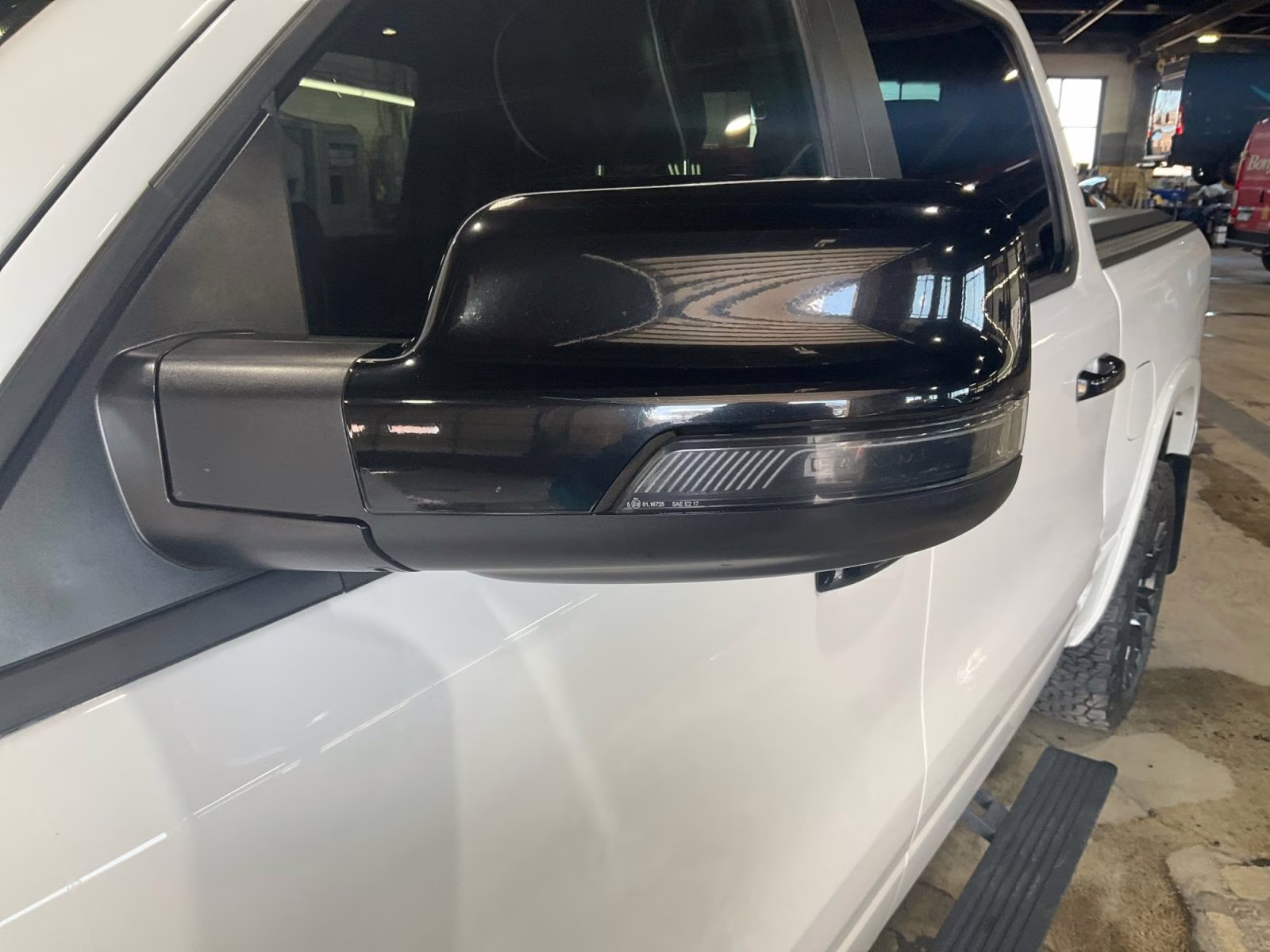 2024 Bright White Clearcoat Ram 1500 Limited 4X4 Truck