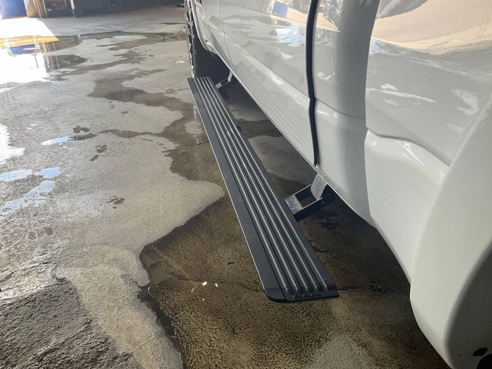 2024 Bright White Clearcoat Ram 1500 Limited 4X4 Truck