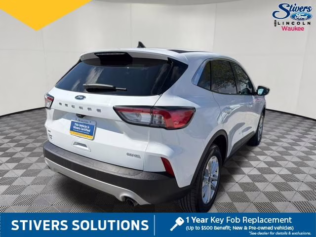 2020 Oxford White Ford Escape SE AWD SUV