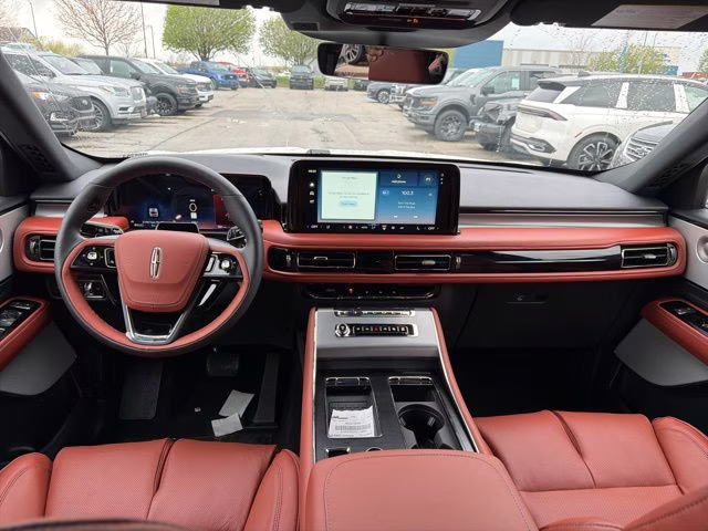 2026 Pristine White Metallic Tri-Coat Lincoln Aviator Reserve AWD SUV