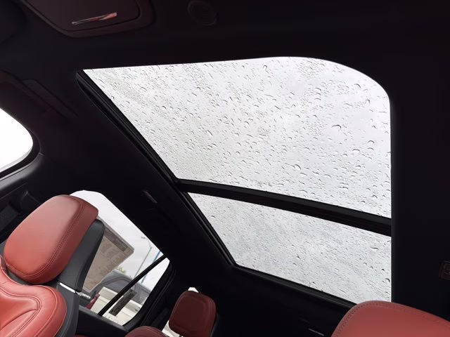 2026 Pristine White Metallic Tri-Coat Lincoln Aviator Reserve AWD SUV