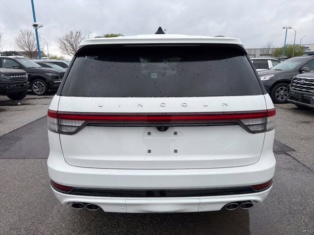 2026 Pristine White Metallic Tri-Coat Lincoln Aviator Reserve AWD SUV