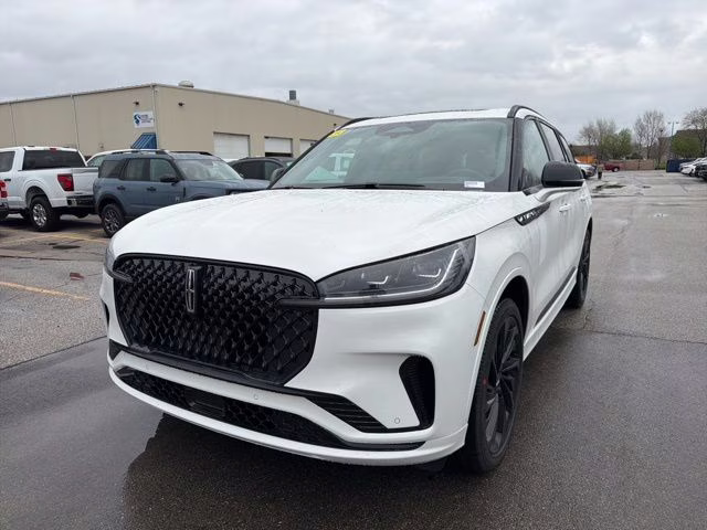 2026 Pristine White Metallic Tri-Coat Lincoln Aviator Reserve AWD SUV