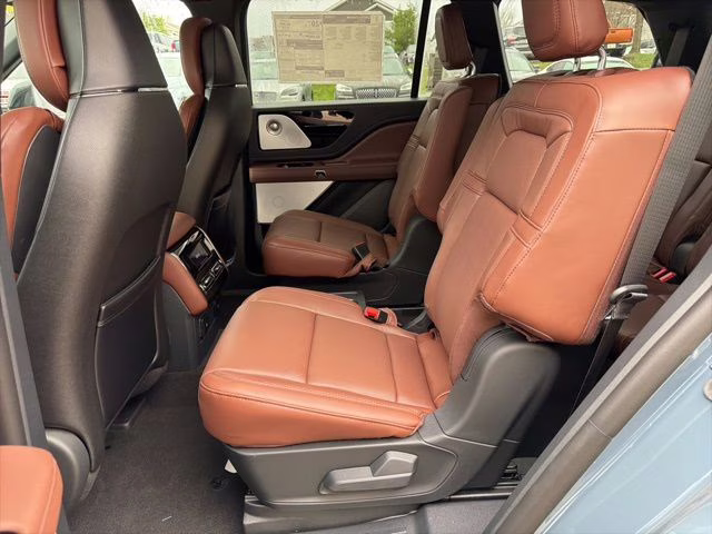 2026 Whisper Blue Metallic Clearcoat Lincoln Aviator Reserve AWD SUV