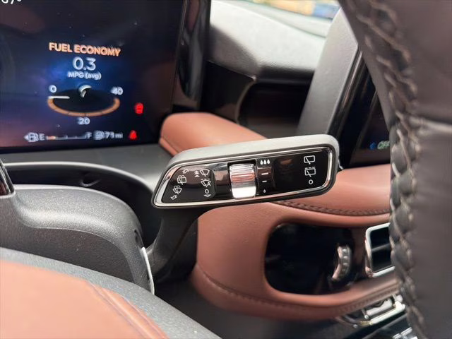 2026 Whisper Blue Metallic Clearcoat Lincoln Aviator Reserve AWD SUV