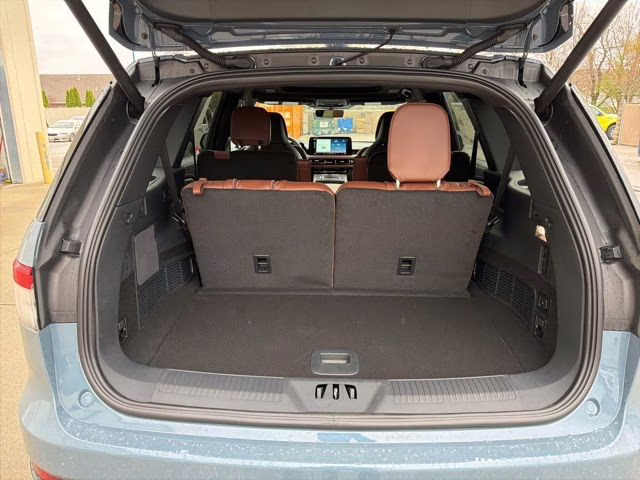 2026 Whisper Blue Metallic Clearcoat Lincoln Aviator Reserve AWD SUV