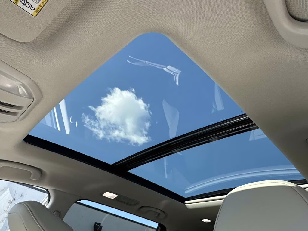 2026 Crystal White Pearl Subaru Ascent Limited AWD SUV