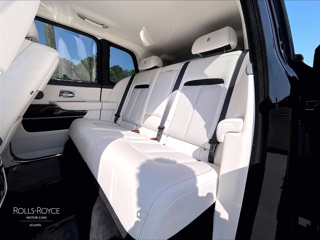 2026 Autumn Mystery Black Rolls-Royce Black Badge Cullinan AWD SUV