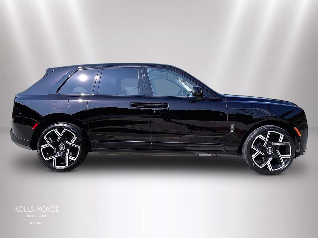 2026 Autumn Mystery Black Rolls-Royce Black Badge Cullinan AWD SUV