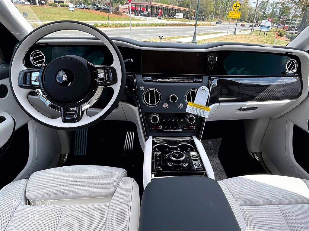 2026 Autumn Mystery Black Rolls-Royce Black Badge Cullinan AWD SUV