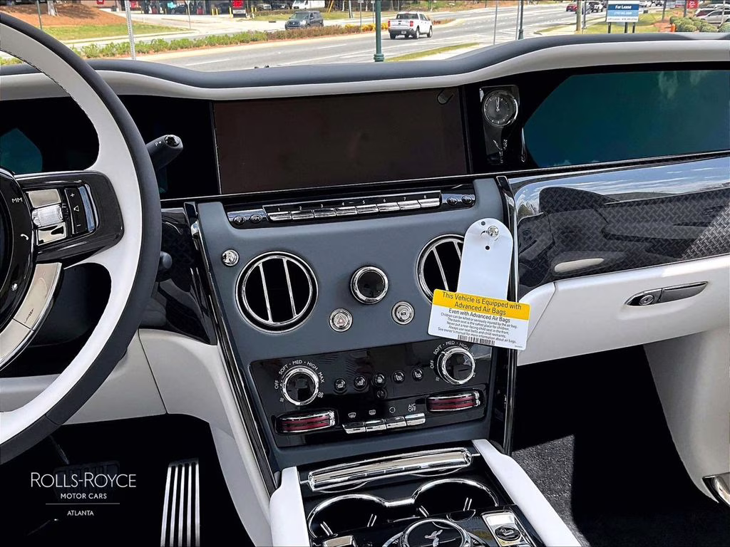 2026 Autumn Mystery Black Rolls-Royce Black Badge Cullinan AWD SUV