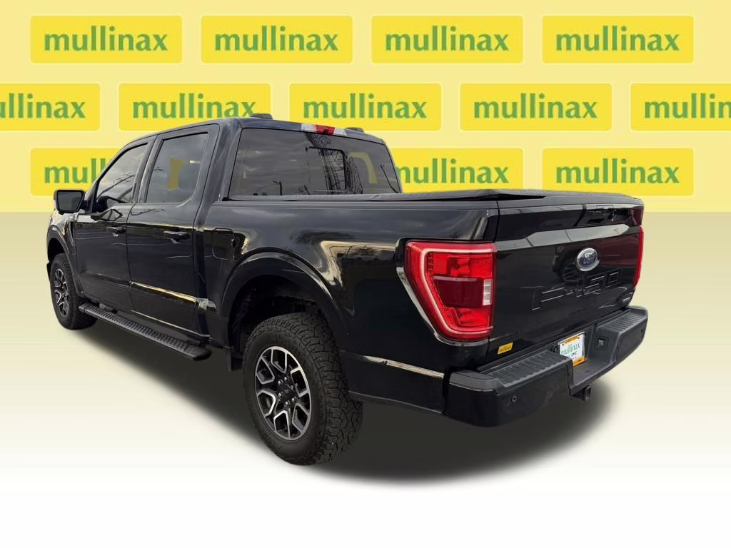2022 Black Metallic Ford F-150 XLT 4X4 Truck