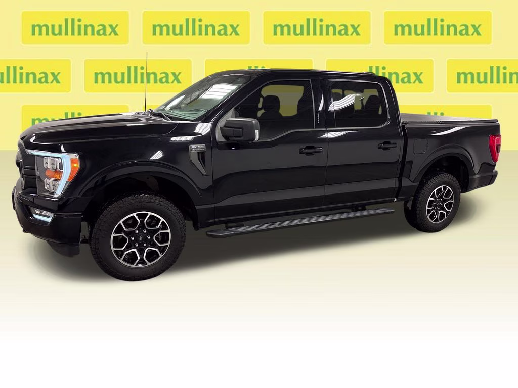 2022 Black Metallic Ford F-150 XLT 4X4 Truck