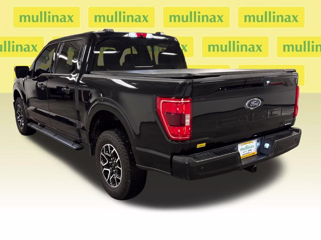 2022 Black Metallic Ford F-150 XLT 4X4 Truck