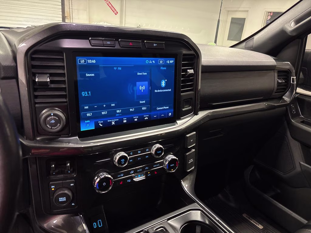 2022 Black Metallic Ford F-150 XLT 4X4 Truck