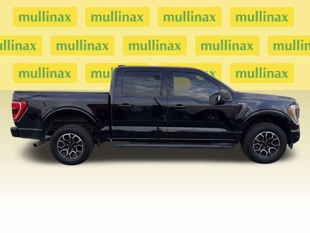 2022 Black Metallic Ford F-150 XLT 4X4 Truck