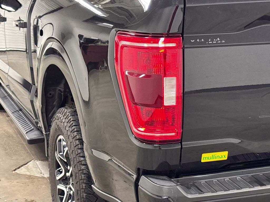 2022 Black Metallic Ford F-150 XLT 4X4 Truck