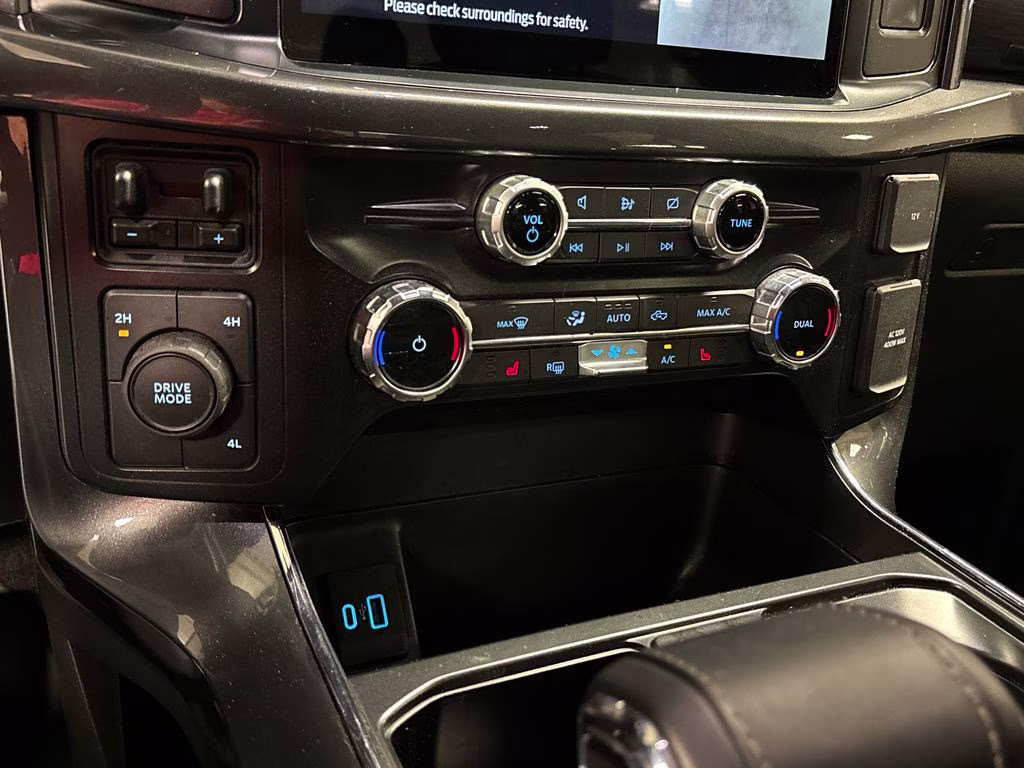2022 Black Metallic Ford F-150 XLT 4X4 Truck