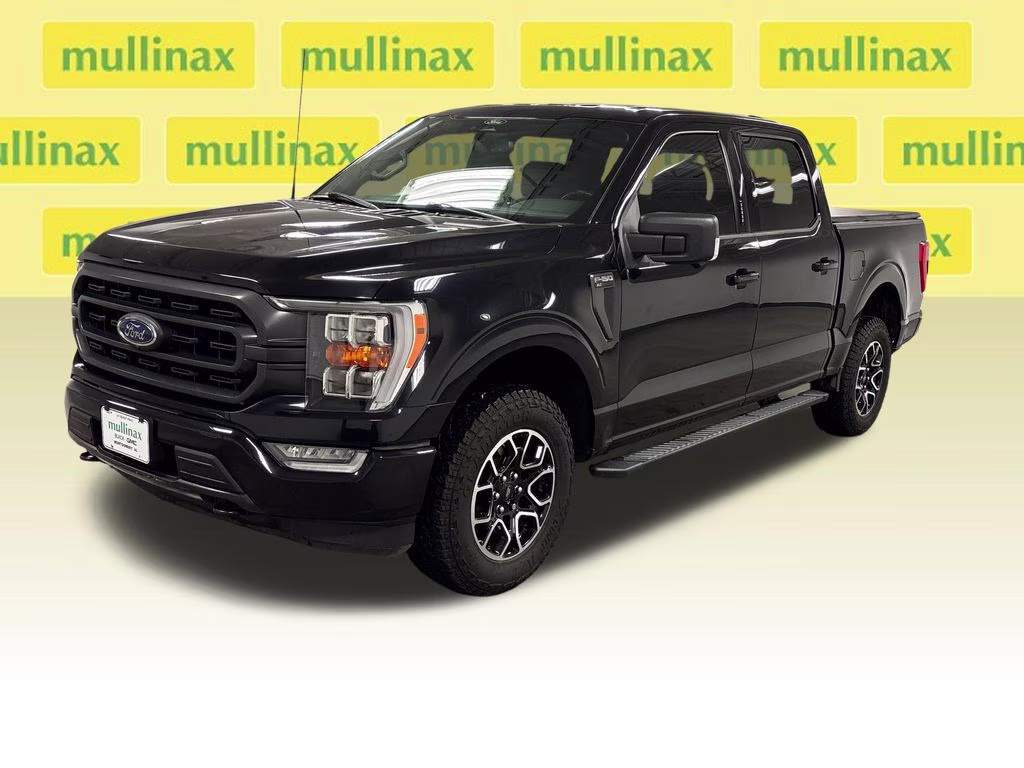 2022 Black Metallic Ford F-150 XLT 4X4 Truck