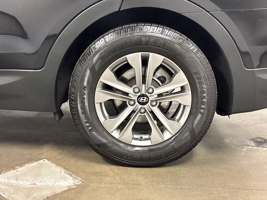 2016 Twilight Black Hyundai Santa Fe Sport 2.4 Base FWD SUV