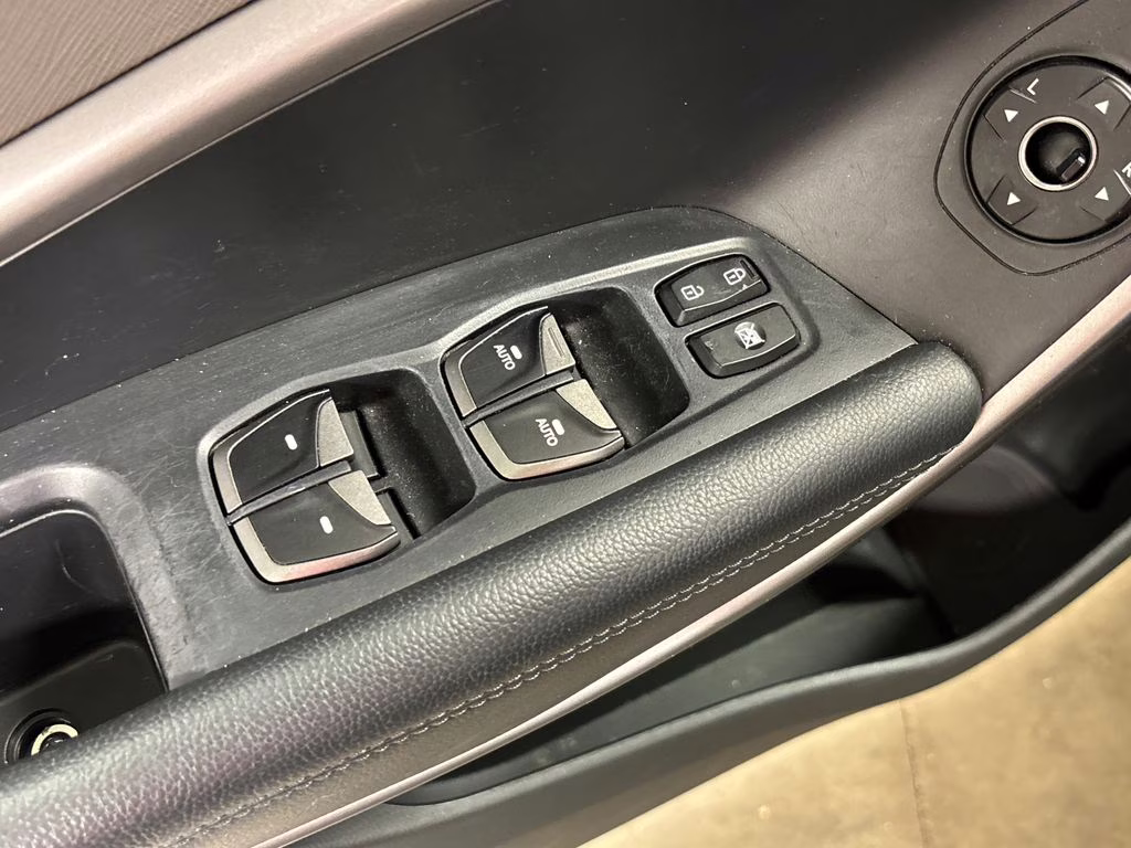 2016 Twilight Black Hyundai Santa Fe Sport 2.4 Base FWD SUV