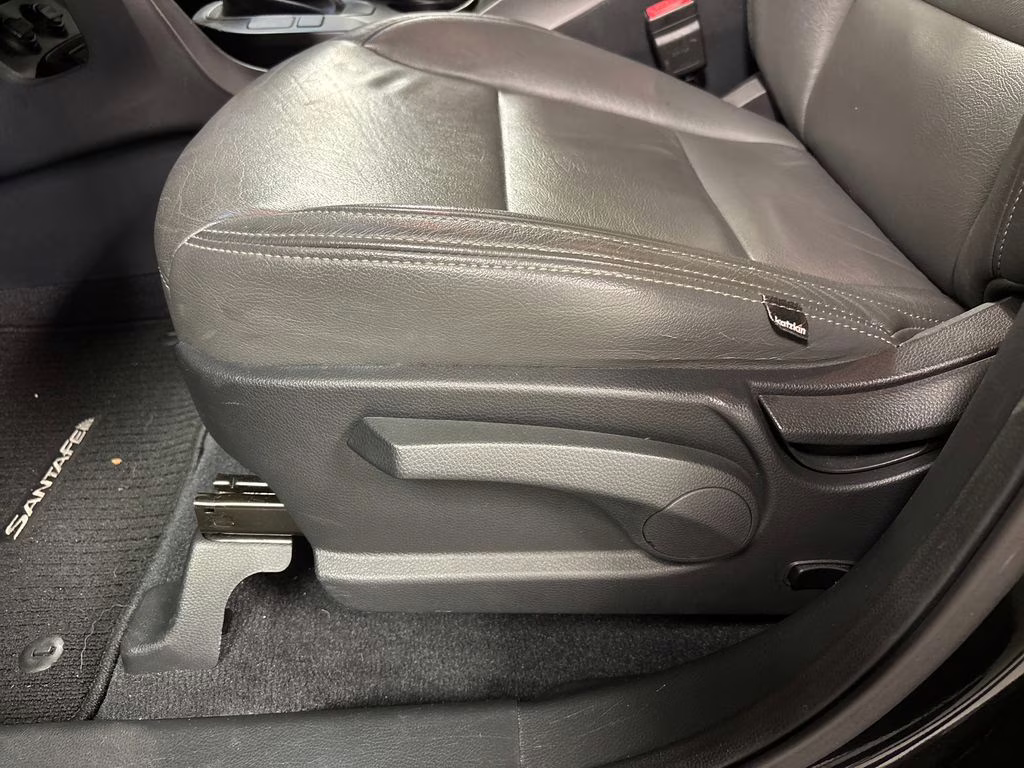 2016 Twilight Black Hyundai Santa Fe Sport 2.4 Base FWD SUV