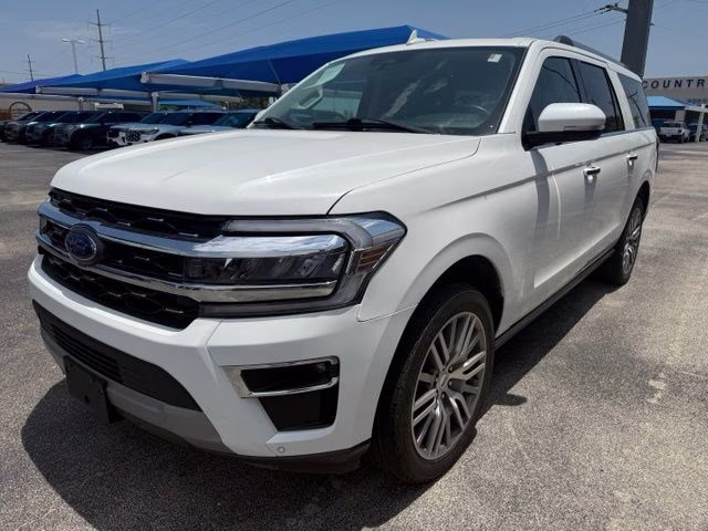 2022 White Metallic Ford Expedition Max Limited RWD SUV