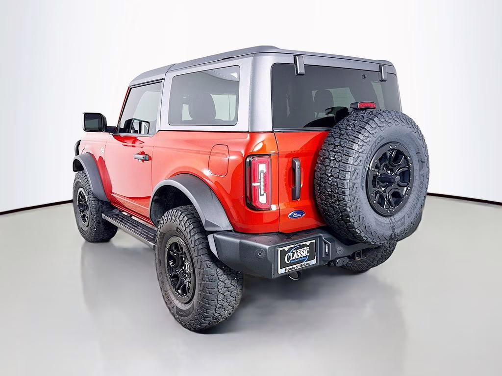2024 Chili Pepper Red Ford Bronco Wildtrak 4X4 SUV