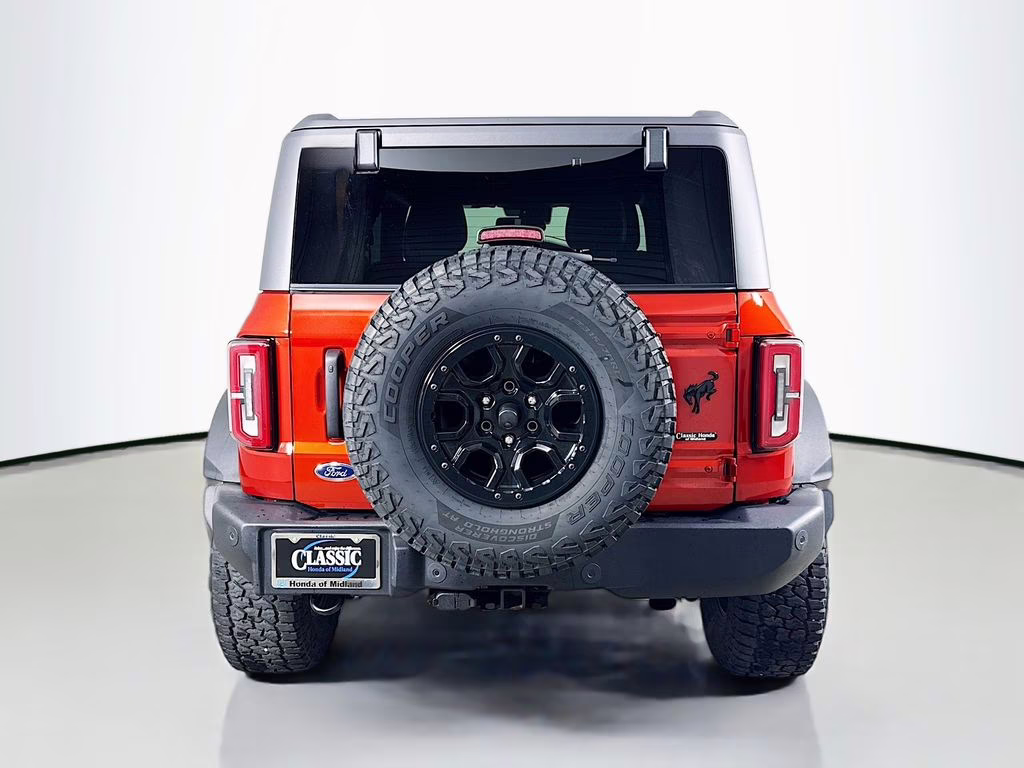 2024 Chili Pepper Red Ford Bronco Wildtrak 4X4 SUV