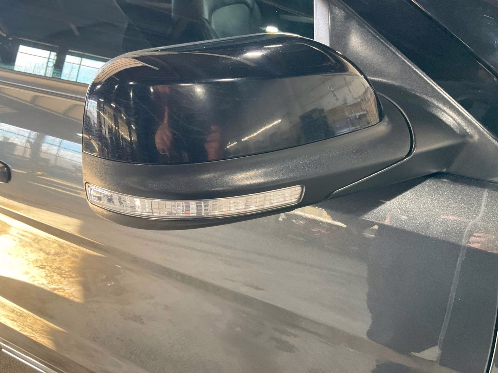 2017 Magnetic Ford Explorer XLT 4X4 SUV