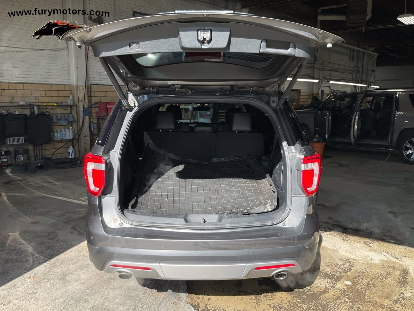 2017 Magnetic Ford Explorer XLT 4X4 SUV